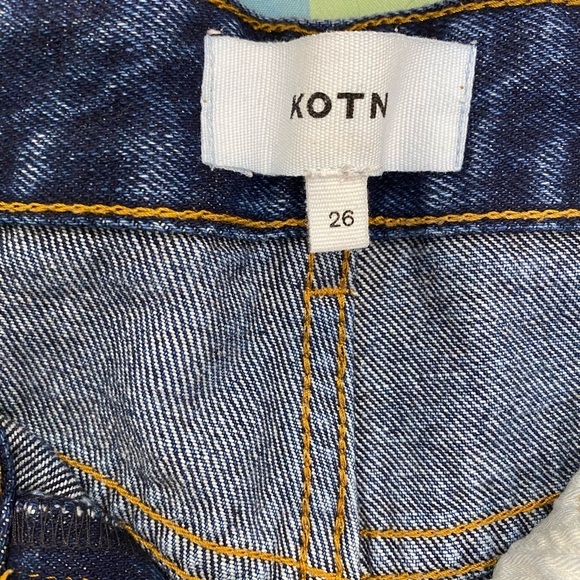 Dark Wash Kotn Straight Leg Jeans Size 26 - Picture 3 of 3